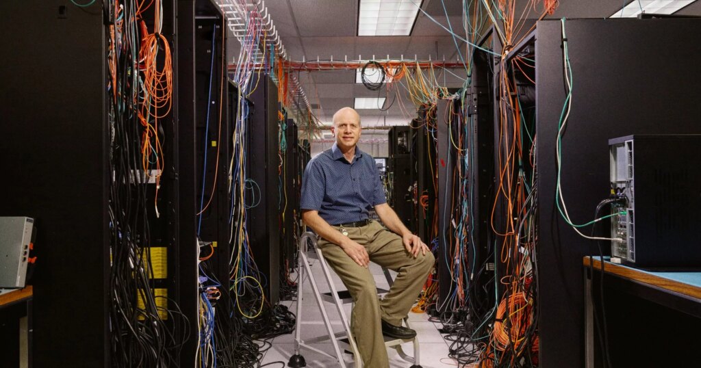 2022 03 24 Slowell INSIDE IBM AUSTIN LAB 0428 blog lead space 40x21 1