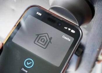 I replaced my deadbolt with this Apple HomeKey smart lock – and it’s an iPhone user’s dream