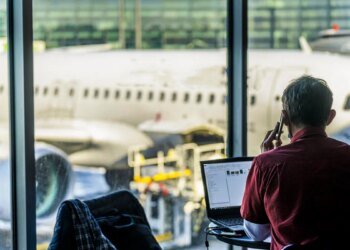 Hopping online at the airport? Cellular may be faster than Wi-Fi – here’s why