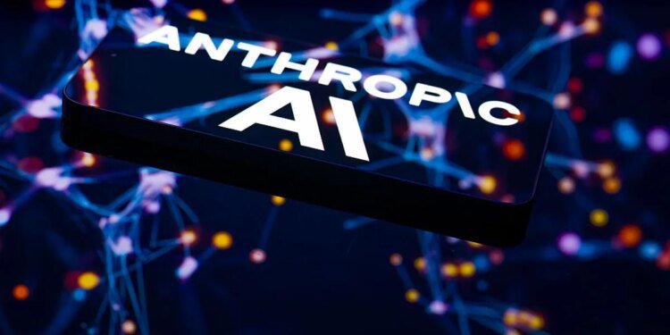 Claude Cowork automates complex tasks for you now – at your own risk