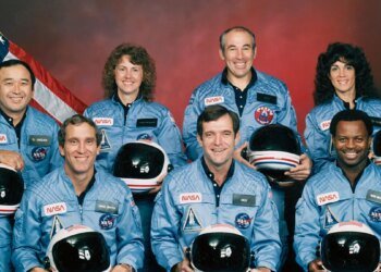 I watched the Challenger shuttle disaster from inside Mission Control – 40 years ago today