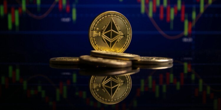 Ethereum Rising Wedge Warning: Breakdown Could Send Price Toward ,500 Ethereum Rising Wedge Warning: Breakdown Could Send Price Toward ,500