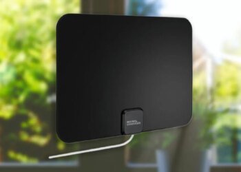 How to watch hundreds of TV channels with this  antenna box (and ditch the streaming services)