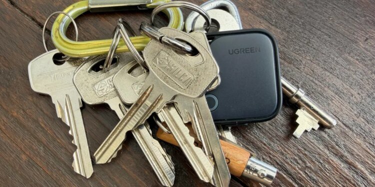 I tried to destroy this AirTag alternative, but it wouldn’t crack – unlike others