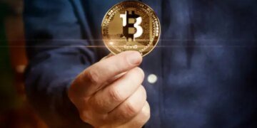 Analyst Who Called Bitcoin Price Crash Above 0,000 Predicts Crash To ,000