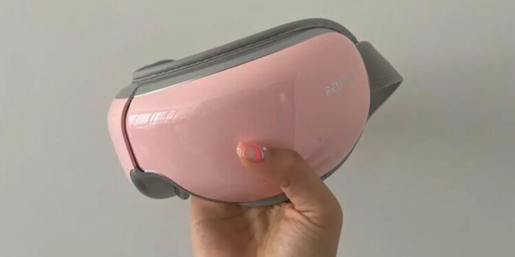This high-tech eye massager makes a great Mother's Day gift – and it's on sale