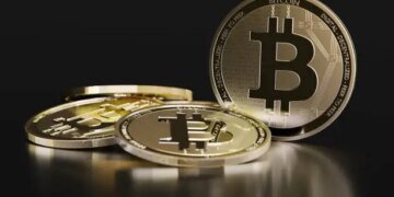 Bitcoin Is Setting Up A Similar Structure To 2017 & 2021, What Happened Last Time?