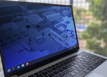 Kubuntu vs. Fedora KDE: Which KDE Plasma distro is right for you?