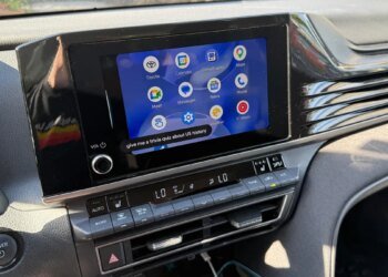 I’m an iPhone user who switches to Gemini with Android Auto in the car – why I don’t regret it
