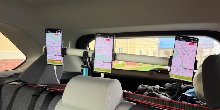 I measured 5G signals of AT&T, T-Mobile, and Verizon in a small town – here's what the data says