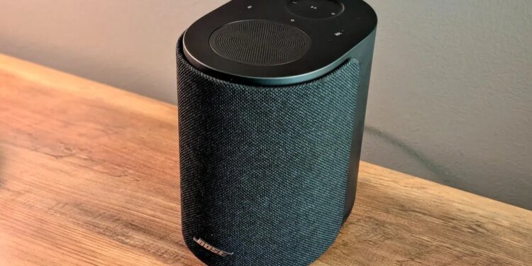 I didn't expect Bose's new lifestyle speaker to coexist with my Sonos Era 100 like this