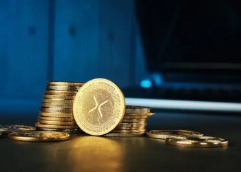 XRP Tests Major Macro Support As Bulls And Bears Battle For Control