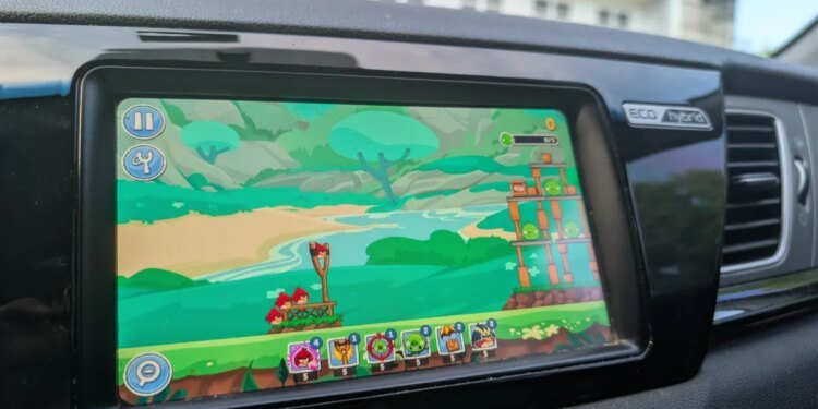 I turned my Android Auto setup into a gaming hub with 4 free apps – and don’t regret it